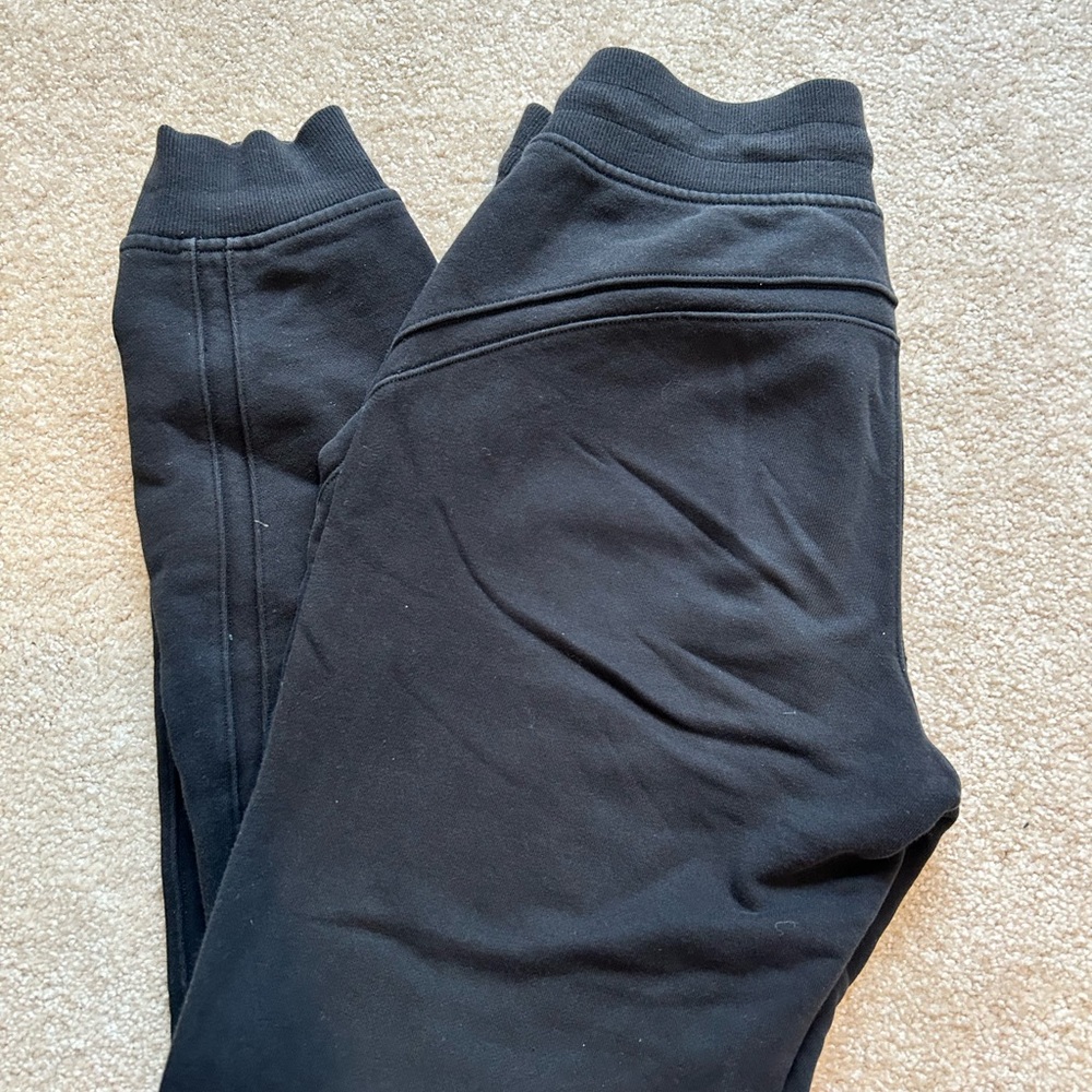 LULULEMON SCUBA HIGH RISE JOGGER